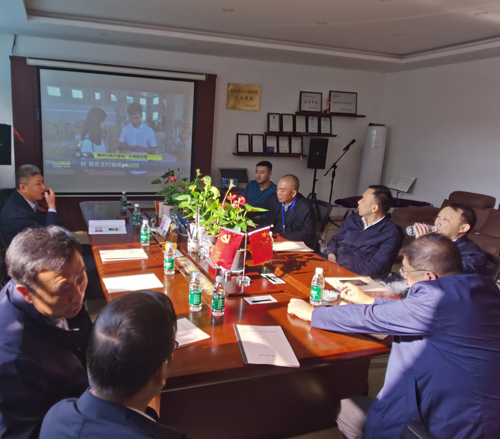 泰州市人大代表杨春宜同志